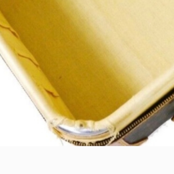 Louis Vuitton  Stratos Carry Case  Monogram Canvas Leather Travel Bags - Picture 10 of 16